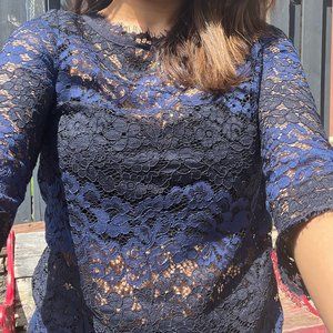Lace top in Black & Blue (S)